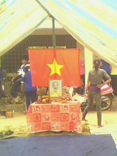 Bàn thờ tổ quốc